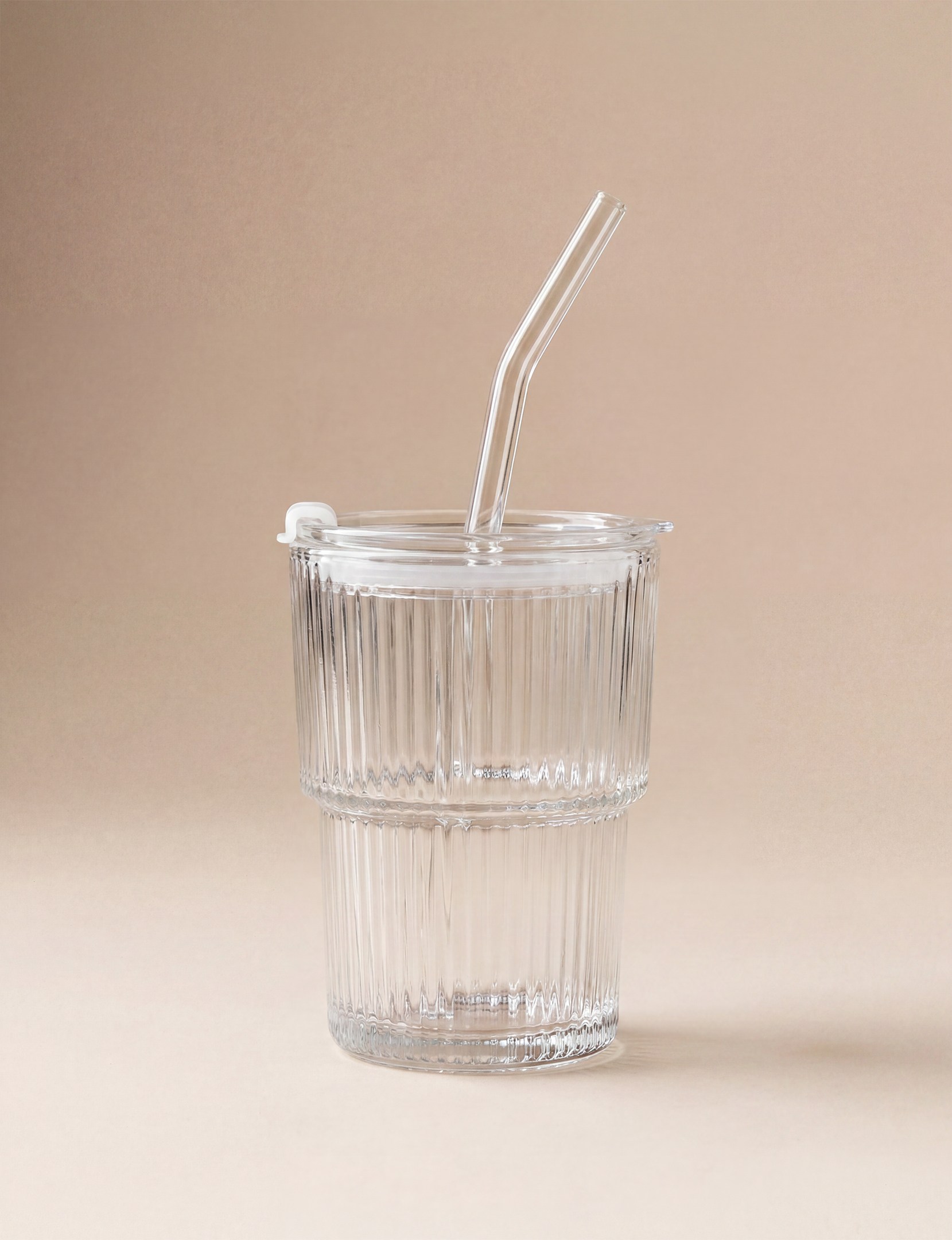 Verre avec couvercle et paille (offert)